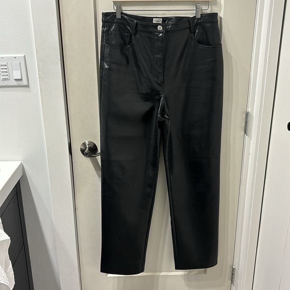 Aritizia Wilfred Melina Vegan Leather Pants 🖤 - Picture 4 of 6